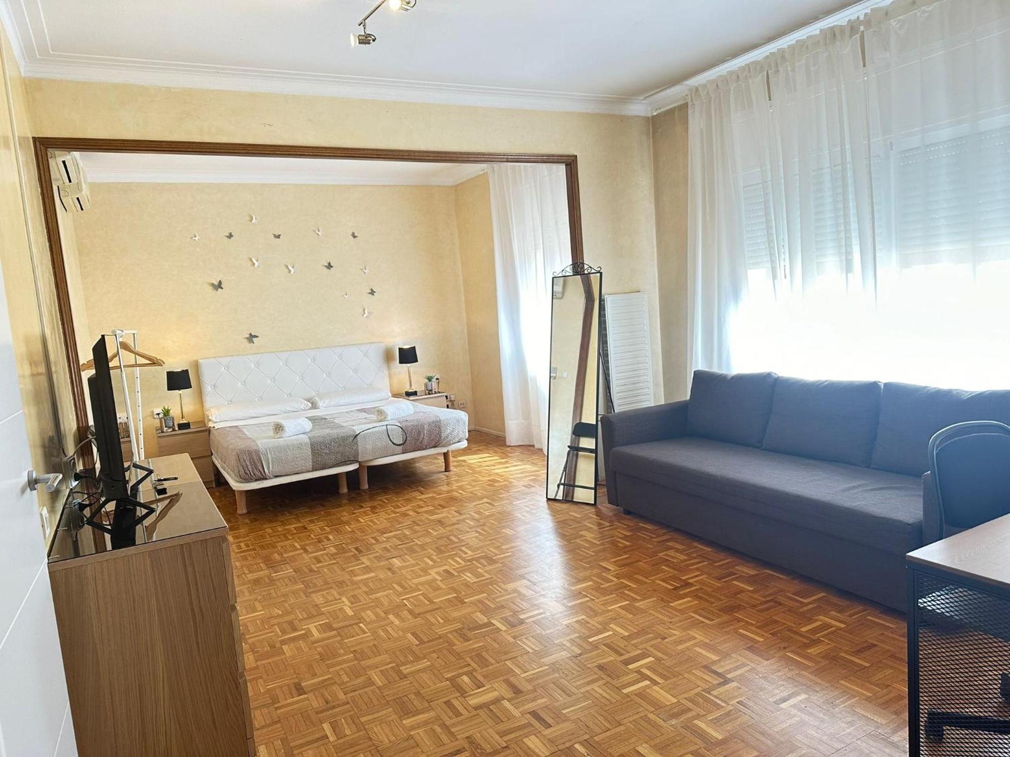Rooms Villaroel บาร์เซโลนา ภายนอก รูปภาพ